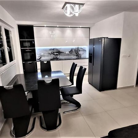 Bartol Luxury Apartments Krk Croatia, With Own Hot Tub - Whirlpool 크르크 외부 사진