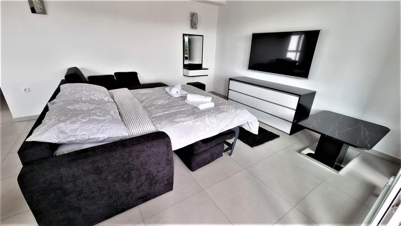 Bartol Luxury Apartments Krk Croatia, With Own Hot Tub - Whirlpool 크르크 외부 사진
