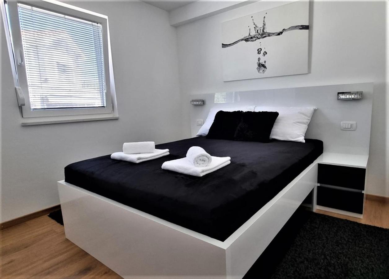 Bartol Luxury Apartments Krk Croatia, With Own Hot Tub - Whirlpool 크르크 외부 사진