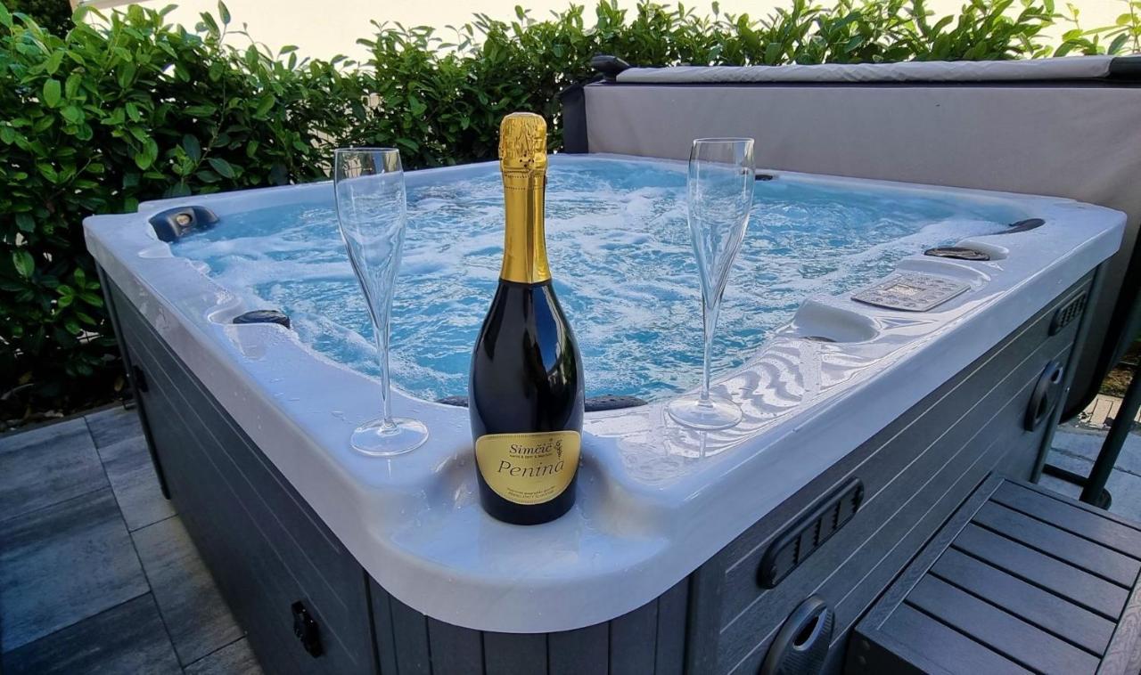 Bartol Luxury Apartments Krk Croatia, With Own Hot Tub - Whirlpool 크르크 외부 사진