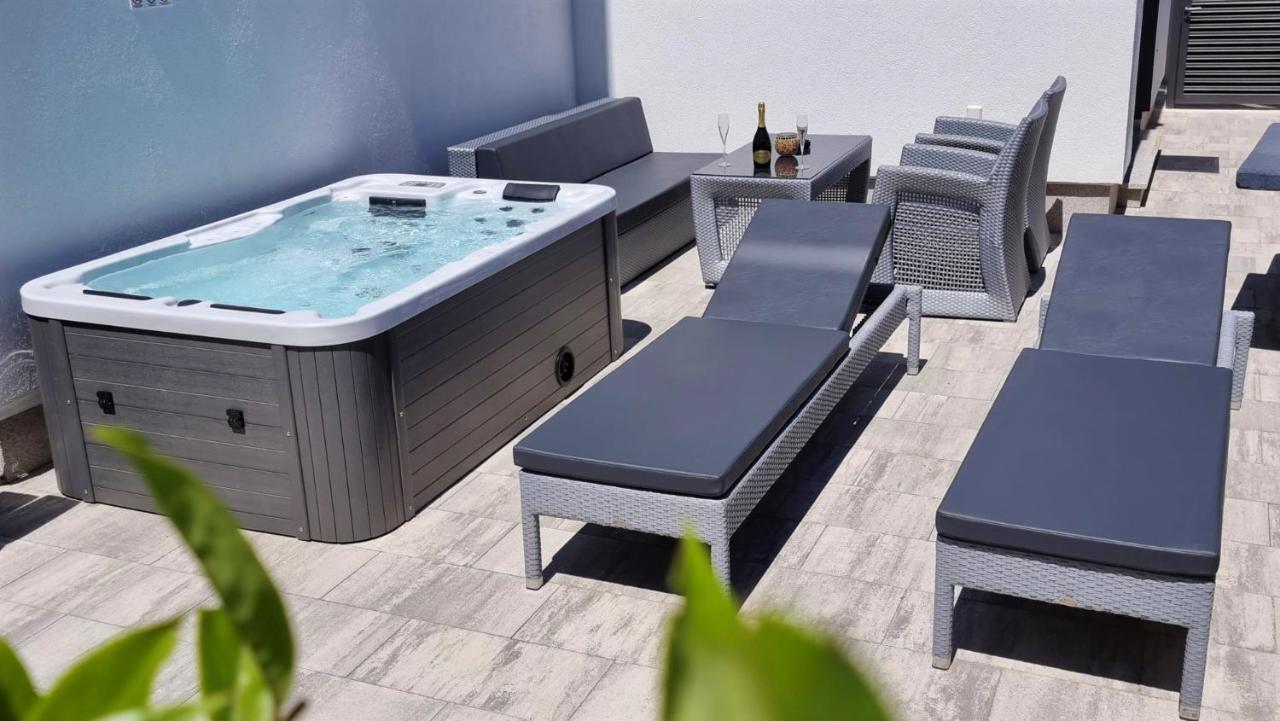 Bartol Luxury Apartments Krk Croatia, With Own Hot Tub - Whirlpool 크르크 외부 사진