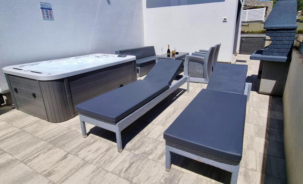 Bartol Luxury Apartments Krk Croatia, With Own Hot Tub - Whirlpool 크르크 외부 사진