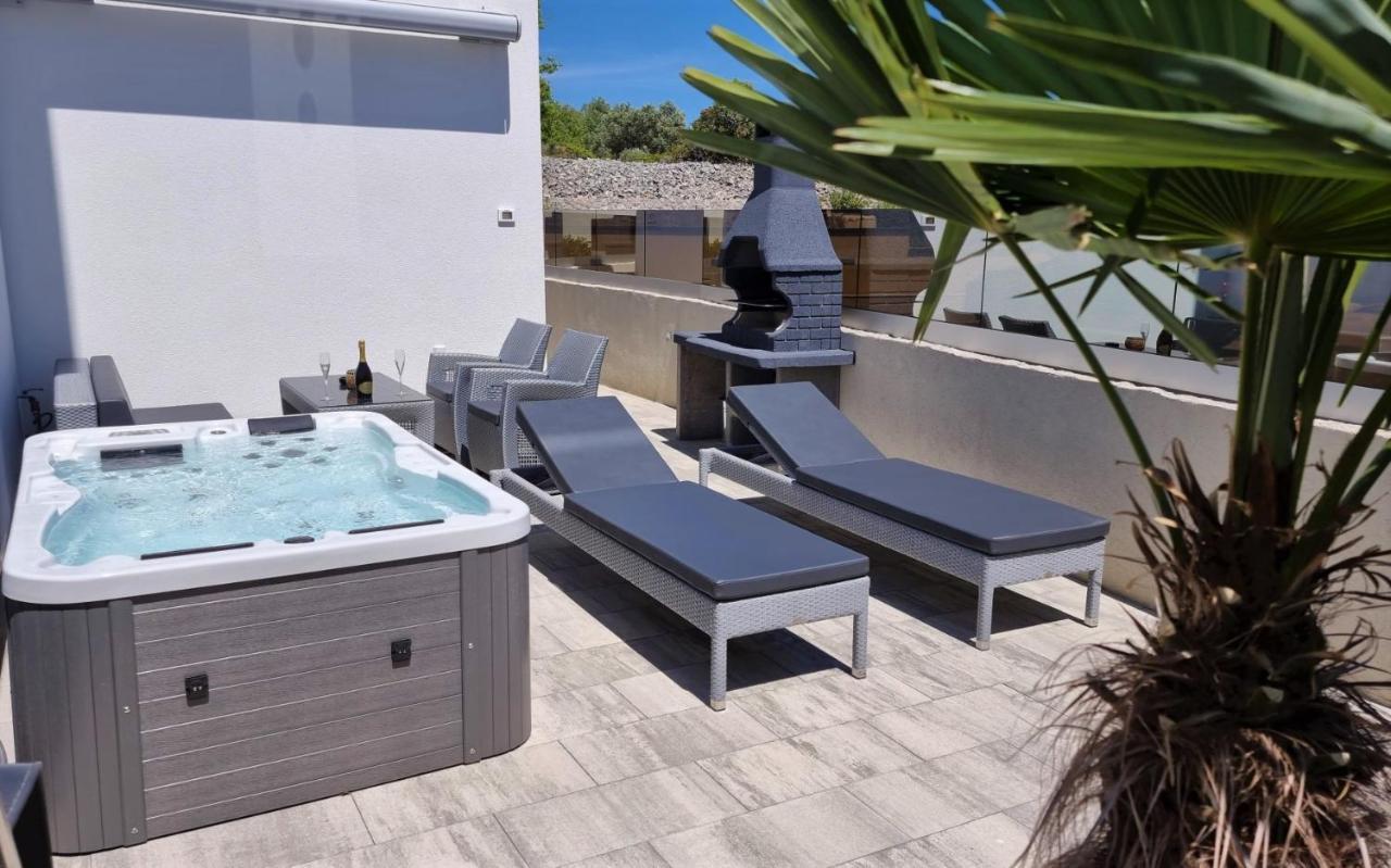 Bartol Luxury Apartments Krk Croatia, With Own Hot Tub - Whirlpool 크르크 외부 사진